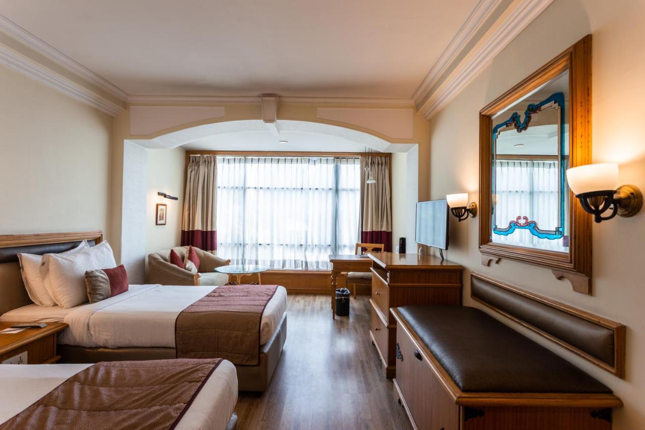 The Maya Hotel Jalandhar Exterior photo