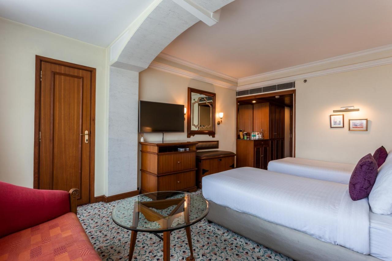 The Maya Hotel Jalandhar Exterior photo