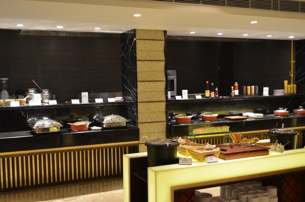 The Maya Hotel Jalandhar Exterior photo