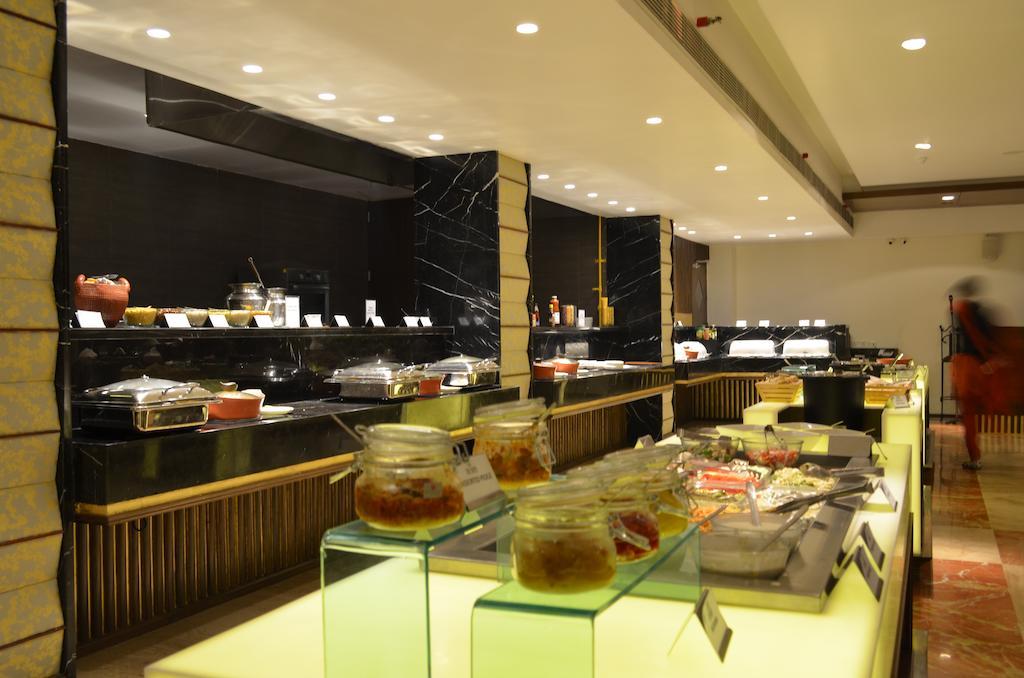 The Maya Hotel Jalandhar Exterior photo