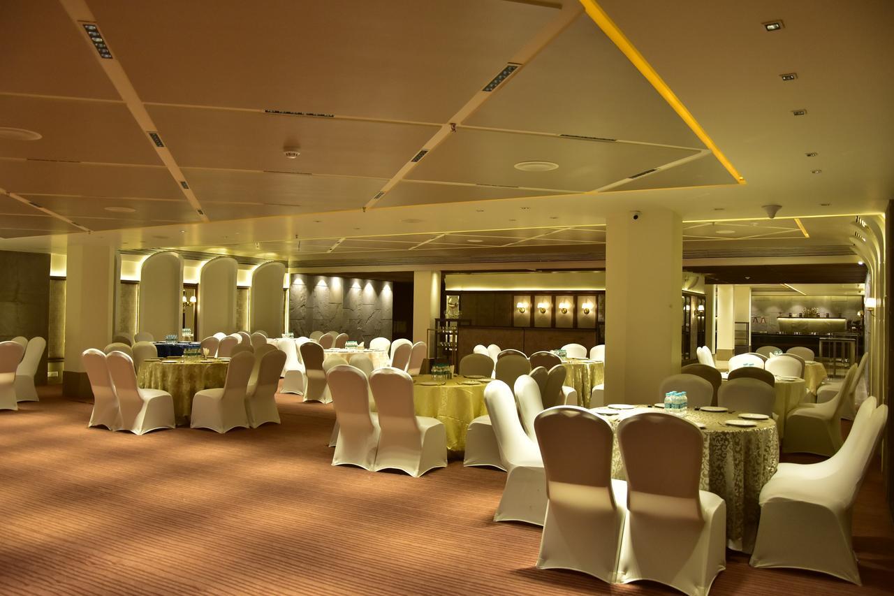 The Maya Hotel Jalandhar Exterior photo